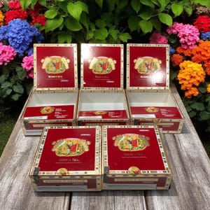 Lot of 5 Romeo Churchill Empty Cigar Boxes 7.5x7.5x2.75 #50
