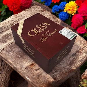 Oliva Serie V Churchill Empty Wooden Cigar Box 5.5x7.75x3.5