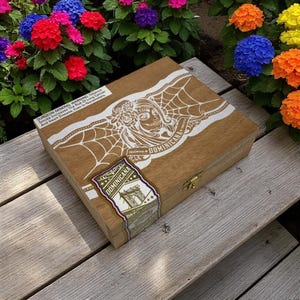 deadwood tobacco ashtray Samplers! Exclusive to WTC; you will find no where else in town. Come by to get one for a one of a kind Father's Day gift! while supplies last. Gift With the polished finish drew estate tobacco company