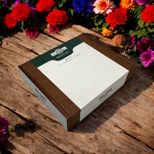 Bentley White Churchill Empty Wooden Cigar Box 9x7.75x2