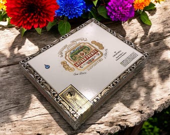 Caja vacía para puros Arturo Fuente Chateau Churchill 10x7,75x2