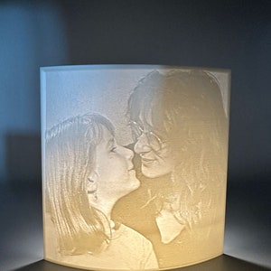 Personalized picture illuminated litophane 3D photo image 1