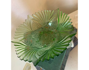 Vintage art deco green glass bowls