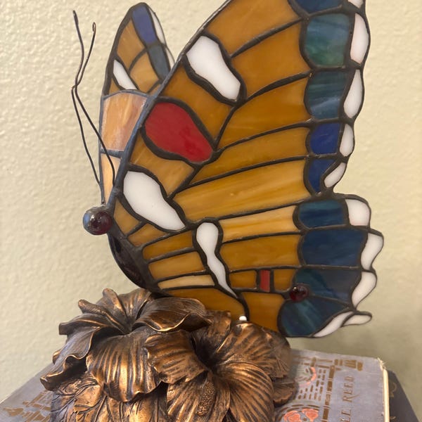 Hampton Bay Tiffany Style Butterfly Lamp night light desk lamp insect vintage