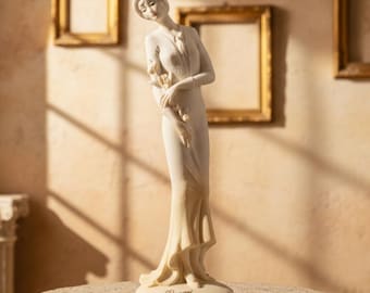 Giuseppe Armani Lady with Flowers Figurine | Authentic Vintage