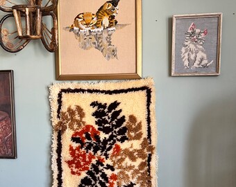 Vintage 1970's Floral Latch Hook Rug or Wall Hanging