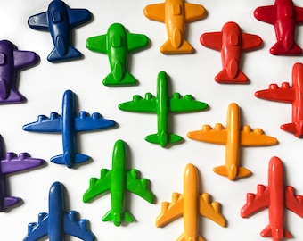 Jumbo Airplane Crayons: 3 Unique Shapes, 15 Vibrant Colors - Party Favors
