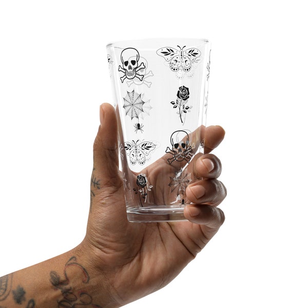 Shaker Pint Glass, Beer Glass, Cocktail Glass, Skull Glass, Bar Accessories, Barware, Skull Design, Gothic Design, Drinkware Gift Glass