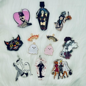Kindle Charm, Phone Charm, USB Charm, Kindle Dust Plug Charm, Bookish Merch, Bookish Gifts, USB Plug, Kindle Accessories, Halloween, Ghost