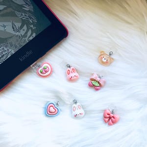 Kindle Charm, Phone Charm, USB Charm, Apple Dust Charm, Kindle Dust Plug Charm, Bookish Merch, Bookish Gifts, Bow,Glossy, Kindle Accessories