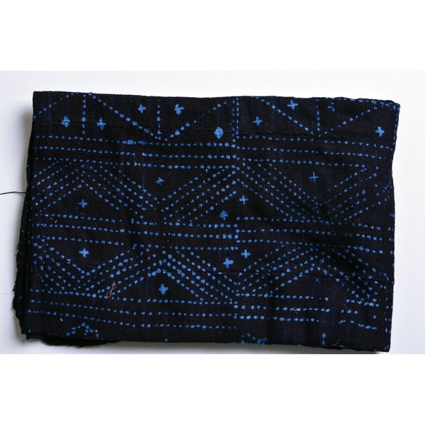 handwoven indigo mudcloth - mali traditional fabric  blanket with indigenous design