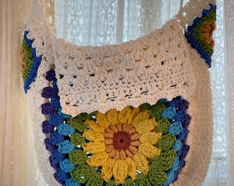 borsa a tracolla fatta a mano all'uncinetto con girasole!