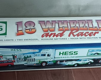 1992 Hess 18 Wheeler and Racer in Original Box in Excellent Condition