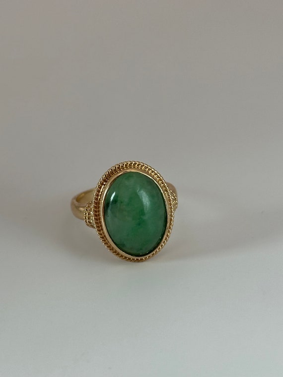 14k Yellow Gold & Jade Ring VINTAGE size 7 - image 7