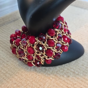 Vintage Stunning Goldtone Braided Chain and Red Faceted Beaded Stretch Bracelet