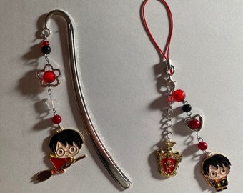 Harry Potter / Phone Charm / Metal Bookmark / Wizarding Wonders / y2k