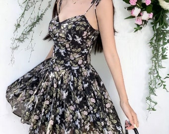New Dresses Women Floral French Style Retro Spaghetti Straps Lace-up Holiday Streetwear Lady Girls Fashion Summer Empire Female