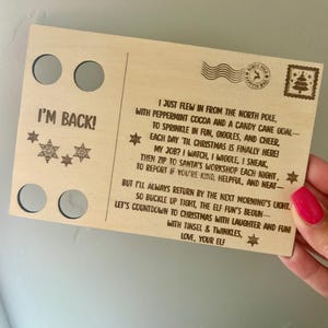 Cartão postal personalizado de elfo; carta de boas-vindas de elfo; mensagem de elfo "Estou de volta"; retorno mágico de elfo de Natal; adereços de chegada de elfo