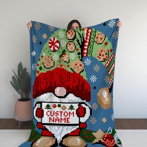 Customizable Gnome Christmas C2C (Corner to Corner) Crochet Digital Pattern– Big Hat with Cookies, Candies, and Personalized Banner
