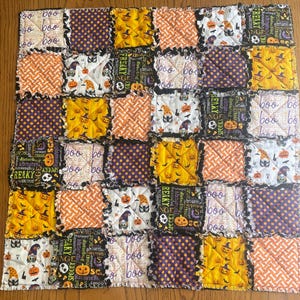 Halloween Baby Rag Quilt, Halloween Patchwork Rag Baby Quilt, Halloween Quilt, Gift, Bedding Quilt, Cozy Quilt, Great for the Spooky Season!