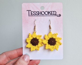 Pendientes de girasol tejidos a crochet