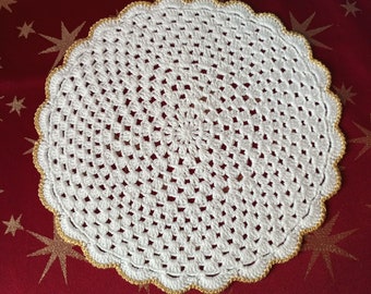 Napperon au crochet beige 10 x 10" dentelle au crochet napperon au crochet sous-bocks au crochet serviette au crochet pièce maîtresse de table petit napperon cadeau napperons par NataliaKuCrocher