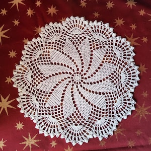 Crochet doily White Lace crochet doily Crochet coasters Crochet napkin table centerpiece small doily gift doilies by NataliaKuCrocher zdjęcie 1