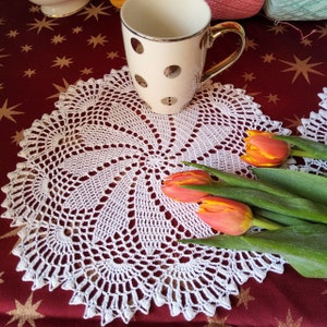 Crochet doily White Lace crochet doily Crochet coasters Crochet napkin table centerpiece small doily gift doilies by NataliaKuCrocher zdjęcie 7