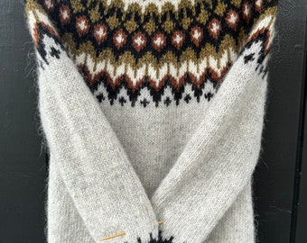 Lopapeysa icelandic sweater in pure icalandic lopi yarn - Riddari sweater