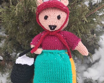 Handmade Knitted Mouse Doll, Eco-Friendly Yarn