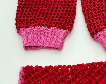 Calentadores de manos y pies hechos a crochet de colores