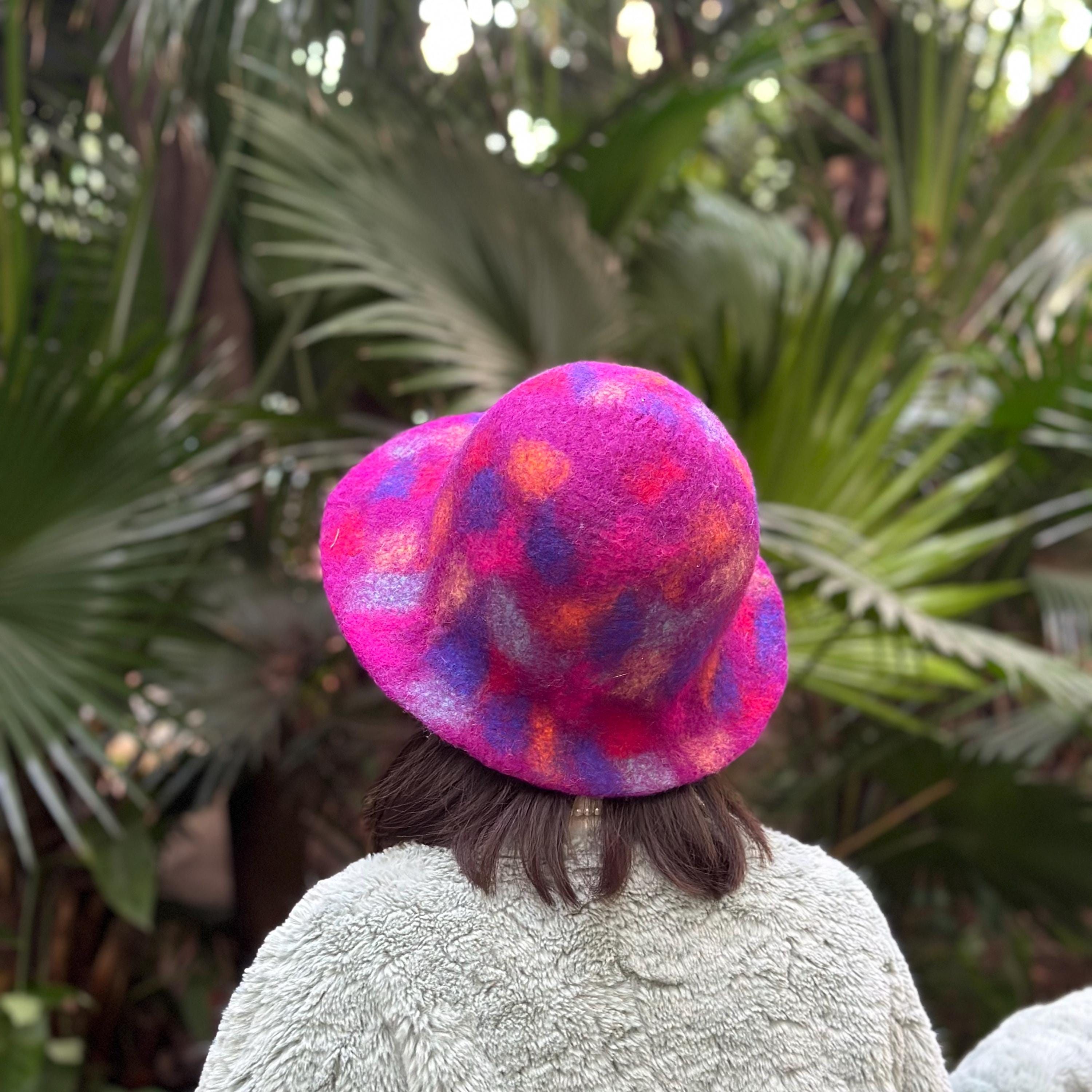 Tie Dye Felted Bucket Hat: Rainbow Costume, Sauna & Ren  display picture 3