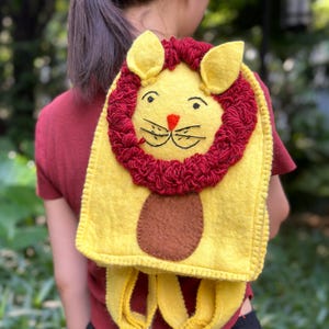 Sac à dos en feutre de laine, sac à dos lion, sac à dos pour fille, cartable de rentrée, cartable pour enfants, sac en feutre de laine fait main, sac à dos fée, sac de fantaisie.