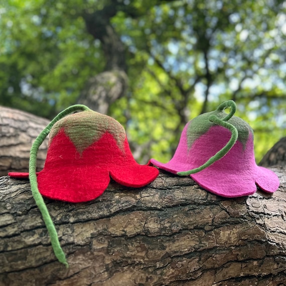 Tess McGuire Red Felted Wool Brimmed Hat w/ Velvet Flower Pin OS Handmade Tess McGuire Red Felted Wool Brimmed Hat w/ Velvet Flower  main image 4