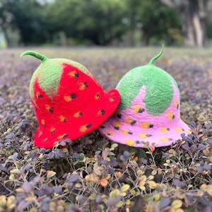Vintage Bright Pink Felted Strawberry Hat Wool Felted Strawberry Hat: Kids Costume, Festival Hat. - Etsy main image 4