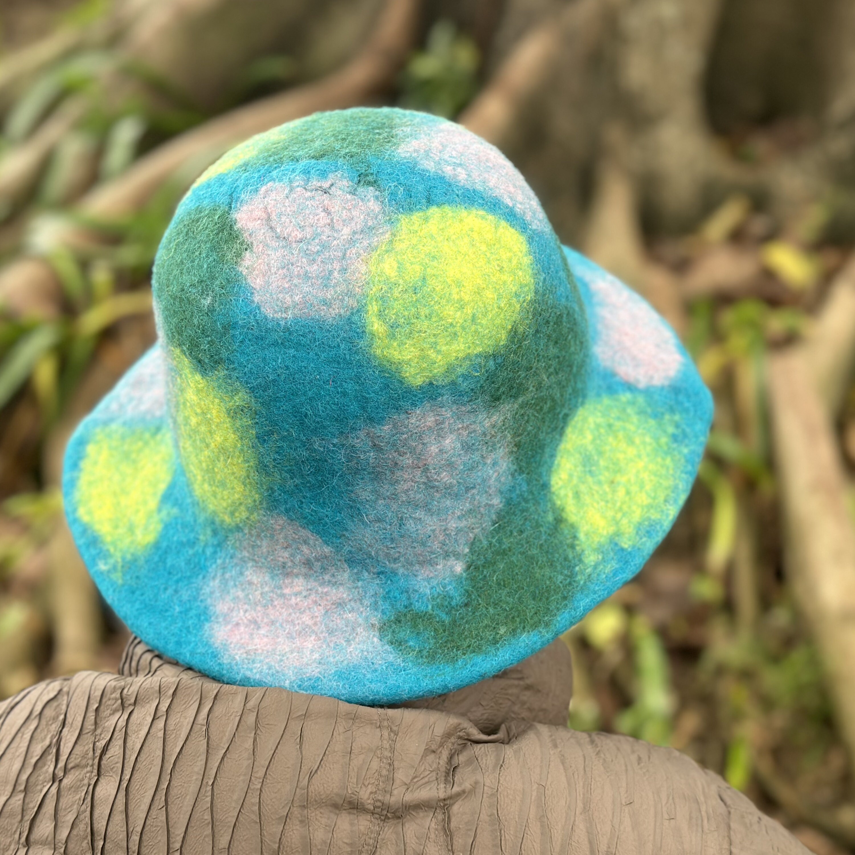 Tie Dye Wool Felt Bucket Hat: Handmade Colorful Women display picture 3