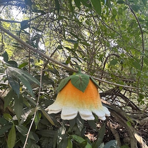 White Yellow Flower Hat, Suana Cap, Floral Costume, Green Leaf Detail, Ren Faire Clothing, Wool Felted Hat. image 4