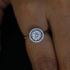 Round cut moissanite engagement ring, Round cut halo ring, Diamond Simulant Promise Ring, Round cut moissanite ring, Promise ring.