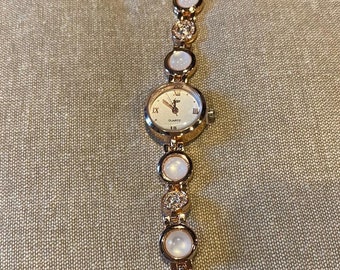 Ovaal vintage roségoud dameshorloge, sieradenaccessoire, cadeau voor haar, vintage design, roestvrij staal glanzend sierlijk horloge, verstelbare gesp