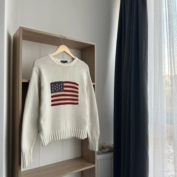 Vintage USA Flag Logo Polo Ralph Lauren White PRL Sweater