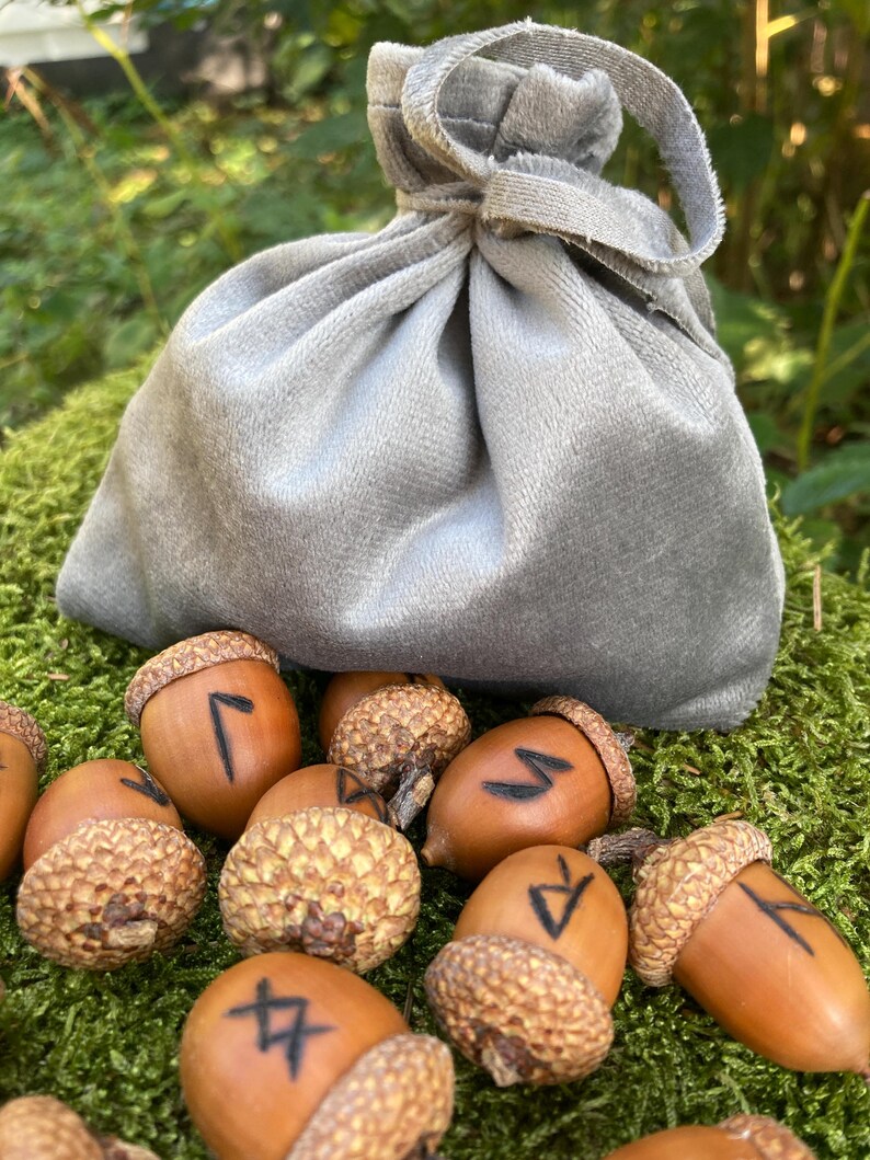 Elder Futhark Acorn Rune Set - Handmade Celtic Runes for Divination ...