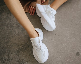 White sneakers made of genuine leather, women's sneakers, chunky sole sneakers, summer sneakers. Women's leather sneakers, city shoes