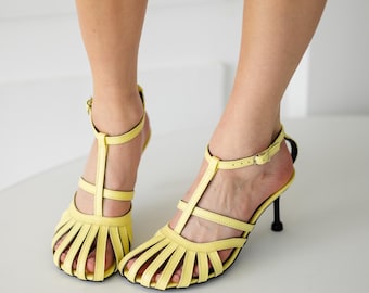Gelbe Ledersandalen mit geschlossener Zehenpartie, Riemchensandalen mit Absatz, Schuhe mit Knöchelriemen, Sommer-Ledersandalen für Damen, handgefertigte Sandalen