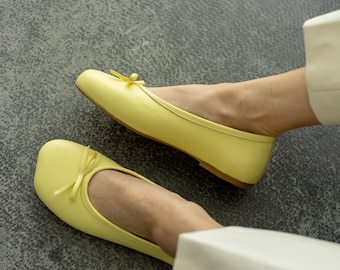Wide Toe Leather Ballet Flats Women, Soft Flat Shoes with Bow, Comfortable Everyday Flats