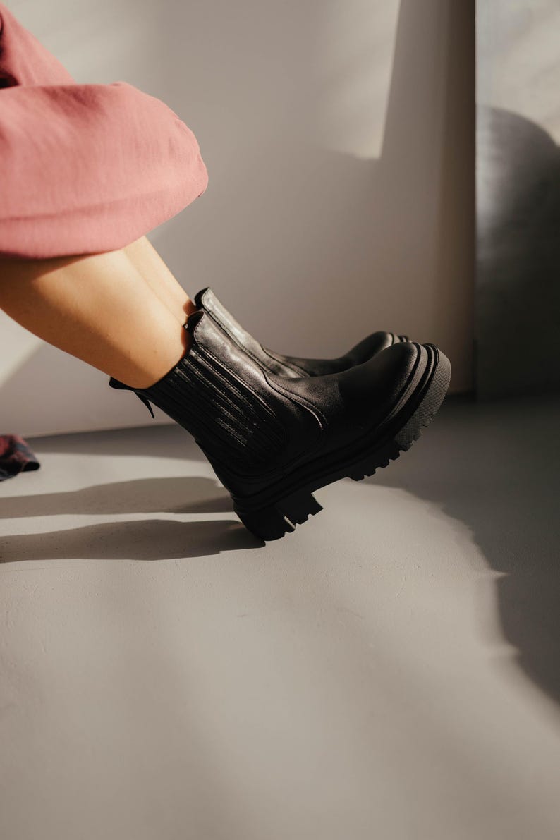 Women’s black leather chunky sole chelsea boots