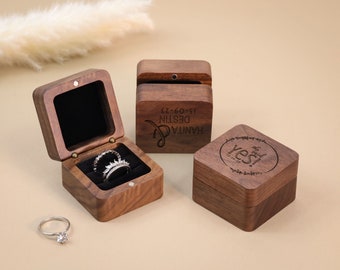 Caja de anillo de madera grabada, Caja de anillo personalizada, Regalo de aniversario, Caja cuadrada de anillo de boda personalizada, Caja de anillo de madera personalizada hecha a mano,