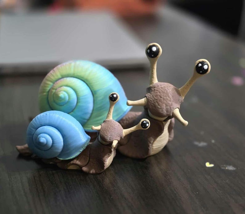 Small Articulated Snail With Interchangeable Shell – 4” Flexi Desk Pet ...