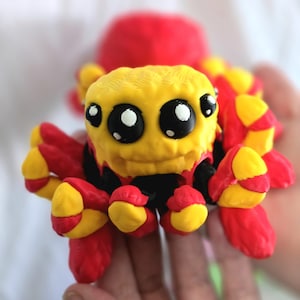 Supersized Spider – Giant 3D Printed Articulated Spider – Desk Display, Collectible Creeper, Limited Edition, Classic