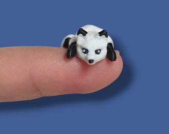 Arctic Fox Fingerling Desk Pet – 1.2" Articulated Flexi Creature | Mini Poseable Collectible