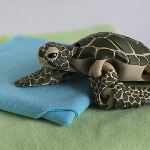 Articulated 3D Printed Sea Turtle: Fidget, Desk Pet
